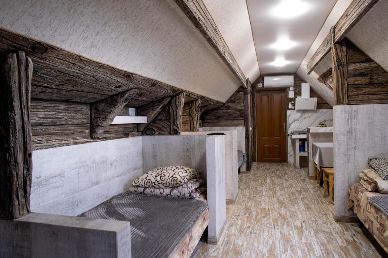 Apartments U Ratushi Kamjanets-Podilskyj Exteriör bild