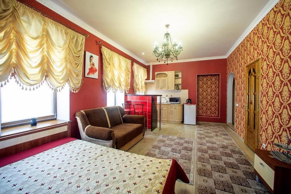 Apartments U Ratushi Kamjanets-Podilskyj Exteriör bild